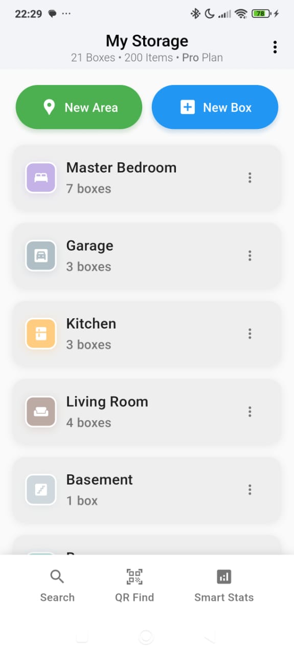 FindAnyItem App Screenshot showing AI-powered box scanning interface